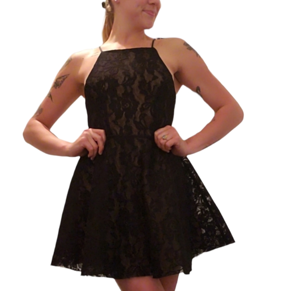 Black lace Windsor dress